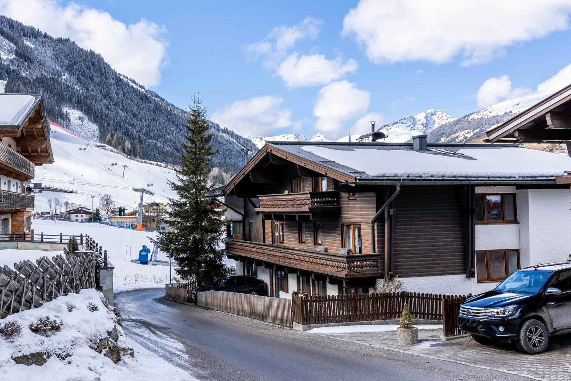 Appartements Wittenius Saalbach-Hinterglemm Bagian luar foto